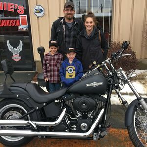 Meet your Posher, Christopher